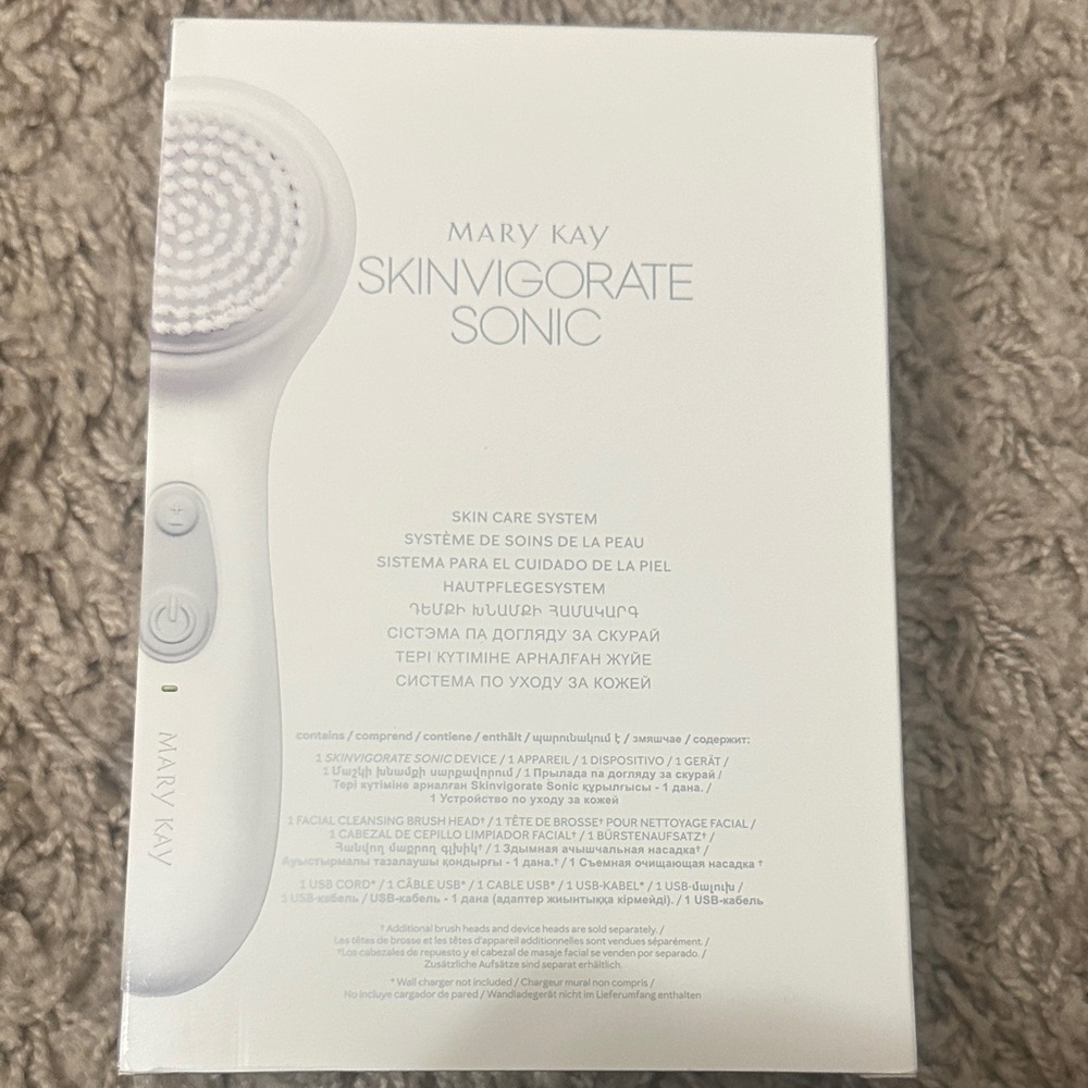 Mary Kay Skinvigorate Sonic Skincare Tool - White